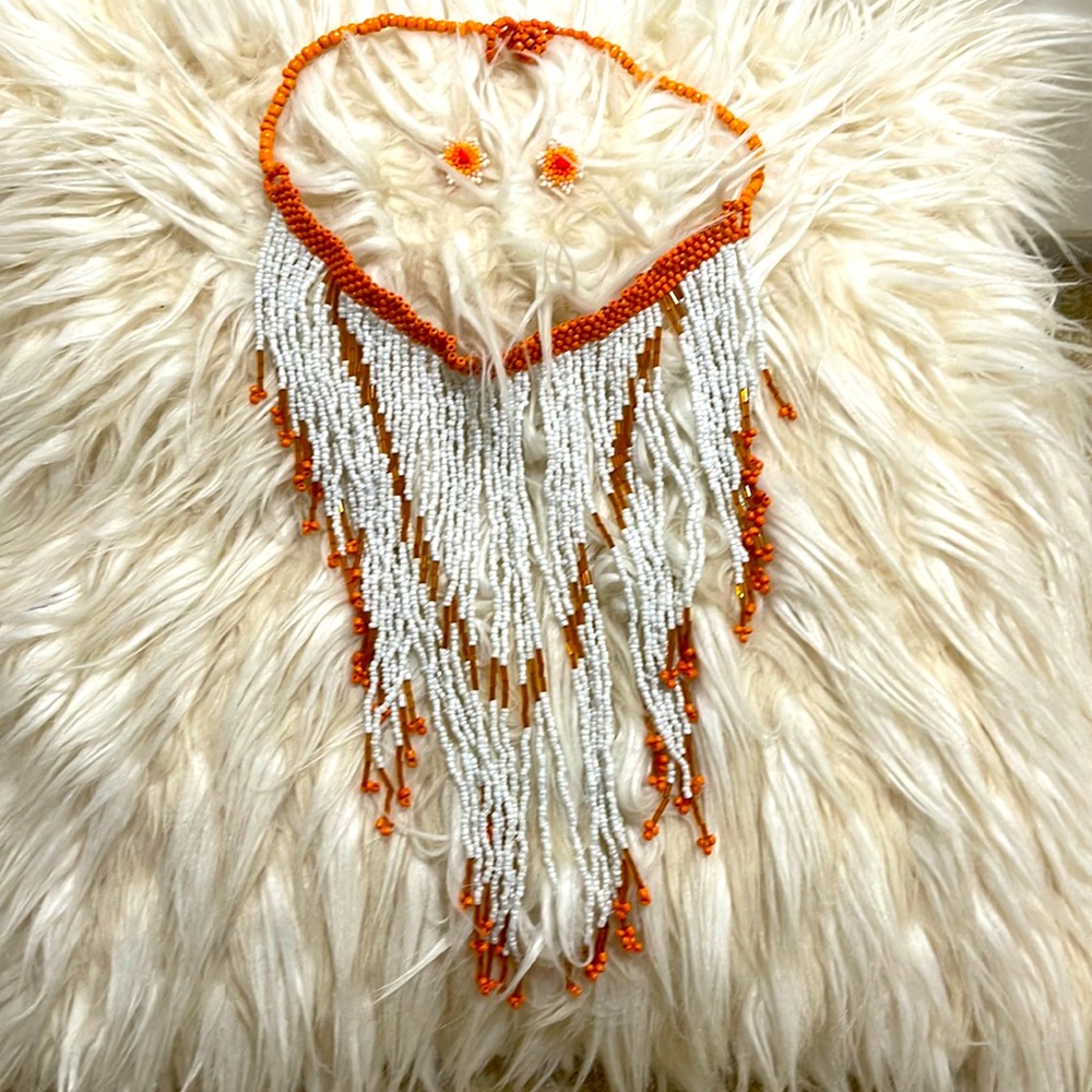 Handmade necklace with stud earrings